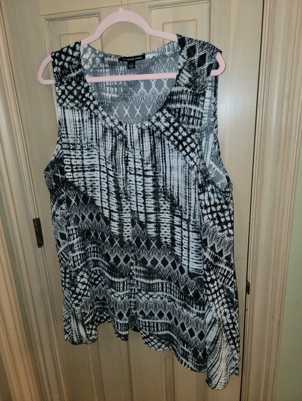 Zac & Rachel Womens Plus Sz 3X Flowy Layered Black White Geometric Print Tank